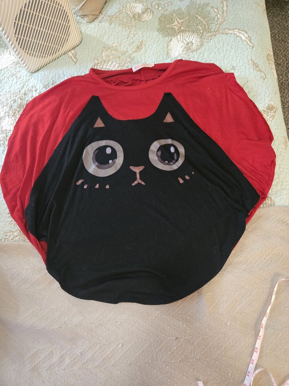 🐈⬛ Black Cat Batwing Tee M-L - Picture 1 of 6
